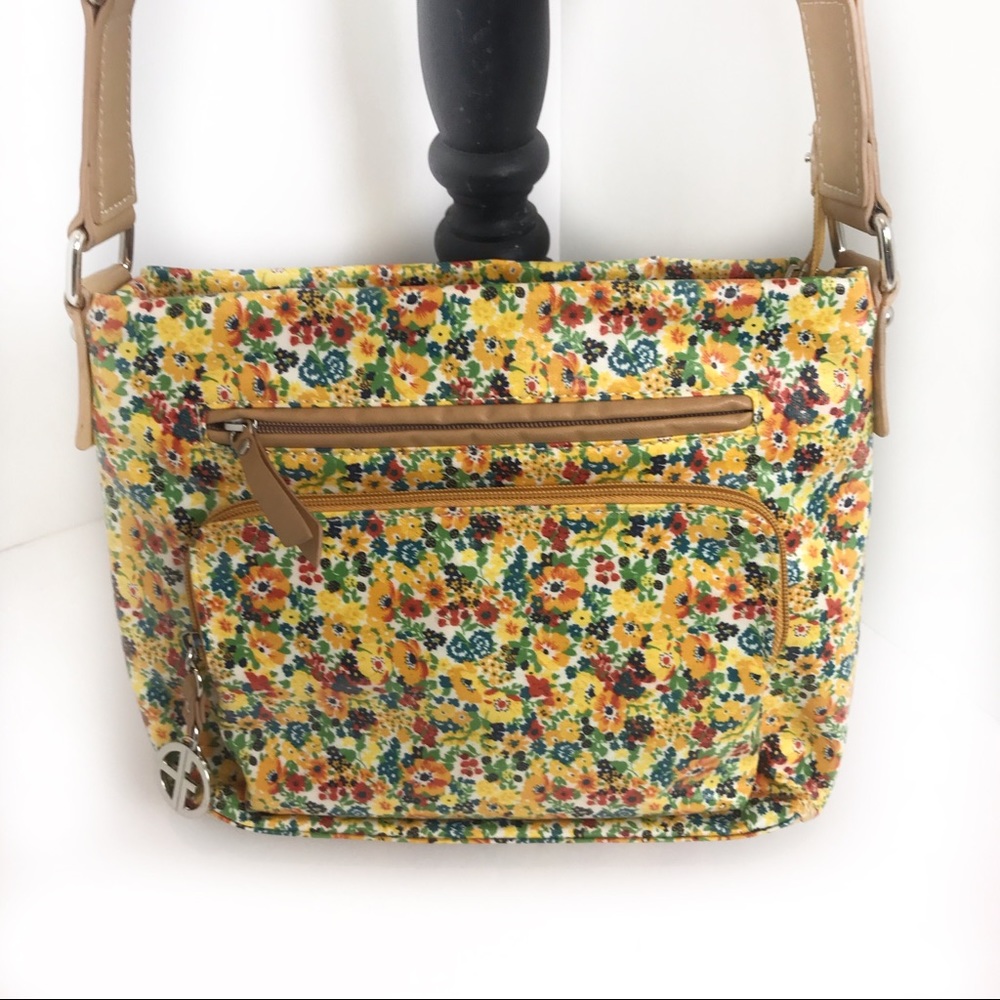 Giani Bernini shoulder bag purse floral satchel